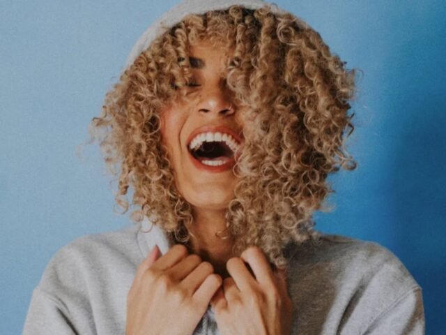 7 Oral Habits That Damage Your Teeth